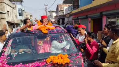 Photo of गठबंधन प्रत्याशी ने धमाकेदार अंदाज में शाहजहांपुर में दर्ज की उपस्थिति