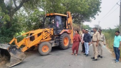 Photo of जिलाधिकारी ने एसडीएम और तहसीलदारों को दिए निर्देश सार्वजनिक भूमि पर अवैध अतिक्रमण हो, उन्हें तत्काल अभियान चलाकर हटवाया जाए