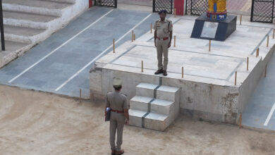 Photo of पुलिस अधीक्षक सुरक्षा/लाइन्स, मथुरा द्वारा मंगलवार की साप्ताहिक परेड का किया गया निरीक्षण