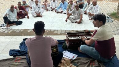 Photo of ग्रामीणों को सरकार की जनकल्याणकारी योजनाओं के प्रति किया जा रहा जागरूक