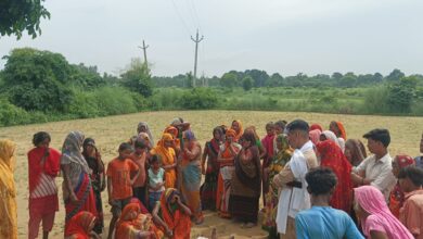 Photo of काश्तकार ने चांदी के पेड़ पर फांसी लगाकर की आत्महत्या 