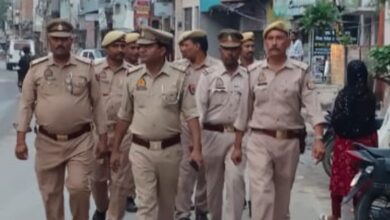 Photo of थाना घिरोर पुलिस ने कस्बा में पुलिस बल के साथ पैदल मार्च किया