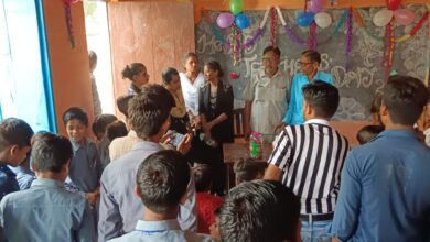 Photo of गौतम बुद्ध जूनियर हाई स्कूल में बड़े धूमधाम से मनाया गया शिक्षक दिवस 