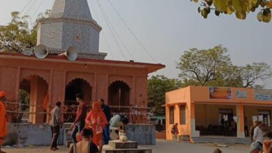 Photo of विधूना “मार्कण्डेय ऋषि” मंदिर पर दर्शन करने वाले श्रद्धालुओं की उमड़ी भीड़