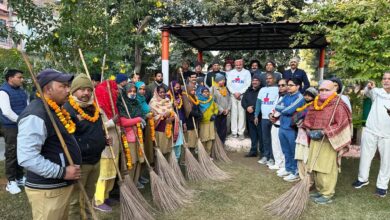 Photo of रेवाड़ी को स्वच्छ और सुंदर बनाने की मुहिम में विधायक लक्ष्मण सिंह यादव का मेगा सफाई अभियान