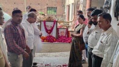 Photo of सड़क हादसे में जान गंवाने वाले अविनाश दुबे सहित तीनों मृतकों को कांग्रेस ने दी श्रद्धांजलि