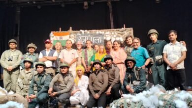 Photo of बंजारा ने किया ‘रेजांगला वॉर’ के मंचन ‘भारत माता की जय’ के नारों से गूँजा अलवर का महावर सभागार