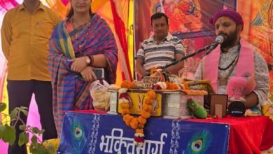 Photo of छिबरामऊ: नादनपुर,बलरामपुर में श्रीमद भागवत कथा का आयोजन, भाजपा जिला पंचायत सदस्य ने पूज्य व्यास का किया सम्मान।