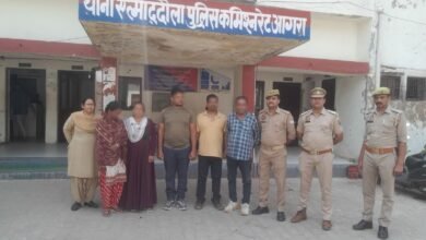 Photo of आगरा में हिन्दू महासभा के नाम पर रंगदारी वसूलने वाले कथित हिन्दूवादी संजय जाट, सहित 5 अभियुक्तों को पुलिस ने किया गिरफ्तार