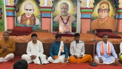 Photo of श्री एकरसानन्द आश्रम में हनुमान चालीसा पाठ का हुआ आयोजन