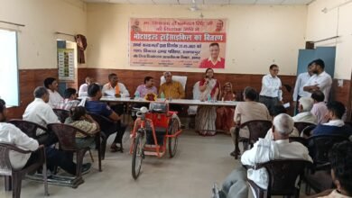 Photo of विधायक निधि एवं दिव्यांगजन सशक्तीकरण विभाग के सौजन्य से 10 मोटराइज्ड ट्राईसाइकिल का किया गया वितरण