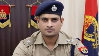 Photo of विवेचना के दौरान फ़ौजदारी मामले में आरोपियों के नाम निकालने की कीमत लगाने वाले वाले दारोगा को एसपी डॉ यशवीर सिंह ने किया निलंबित