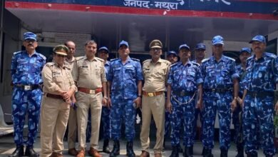Photo of मथुरा में 104वीं आरएएफ बटालियन ने गोविंद नगर पुलिस के साथ किया पैदल मार्च 