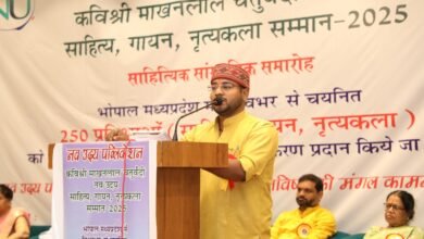 Photo of नव उदय प्रकाशन द्वारा लवविवेक मौर्या उर्फ ‘ प्रणय’ का हुआ भव्य सम्मान