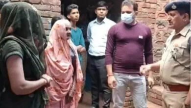 Photo of कन्नौज: प्रेमी ने प्रेमिका को गोली मारकर स्वयं को मारी गोली, प्रेम प्रसंग का मामला।