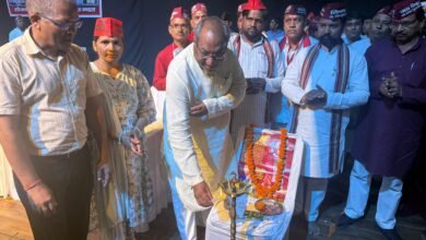 Photo of आगरा मंडल देश का नया झींगा उत्पादन हब बनेगा”: डॉ. संजय कुमार निषाद जी