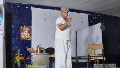 Photo of बाल भवन में ‘संक्रमण’ नाटक का सफल मंचन, हर महीने नाटक मंचित करेगा बंजारा