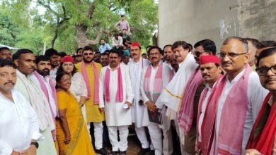 Photo of ददरौल विधानसभा के ब्लाक मदनापुर के ग्राम प्रतापपुर गहवरा में द्रगपाल कश्यप के बेटे अरविंद कुमार कश्यप की गांव के ही दबंग व्यक्ति व उनकी पत्नी ने मामूली बात पर ही अरविंद कुमार कश्यप की पीठ पीठ कर हत्या कर दी
