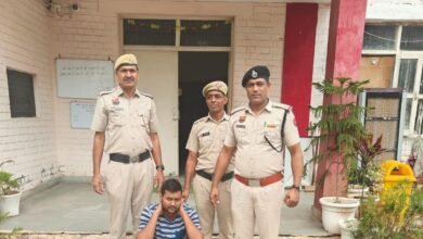 Photo of महिला पर धारदार हथियार से वार करके जानलेवा हमला करने का आरोपी चंद घंटो में गिरफ्तार