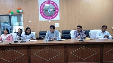 Photo of अधिकारी जन-सुनवाई पोर्टल पर प्राप्त शिकायतों के निस्तारण में रुचि लें, स्पेशल क्लोज करने में दिलचस्पी न दिखाए – जिलाधिकारी।