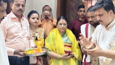Photo of कलशों की पंक्तियों में बहती दिखी आस्था की गंगा, शिव कथा का हुआ मंगलारंभ
