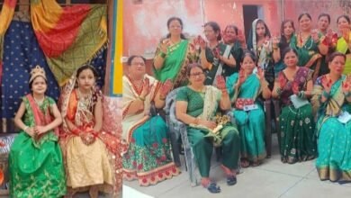 Photo of मैनपुरी में कायस्थ समाज की महिलाओं द्वारा हरियाली तीज पर्व बड़ी धूमधाम से मनाया गया। 