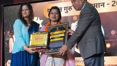 Photo of गणित गुरु रत्न सम्मान समारोह – 2025 में मैनपुरी की दिव्या मुंधड़ा को किया गया सम्मानित