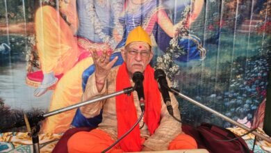 Photo of मोहल्ला दिलेरगंज के मां कात्यायनी शक्तिपीठ पर आचार्य नरेश चंद शास्त्री ने श्रीशिव चरित्र गाथा के अंतर्गत शरीर त्याग कर पार्वती के रूप में सती के पुनर्जन्म पर मार्मिक रहस्योद्घाटन