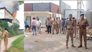 Photo of मैनपुरी जनपद के मशरूम उत्पादन केंद्र में लगी भीषण आग