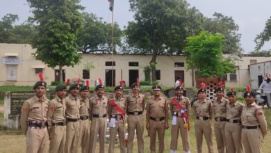 Photo of 79वें स्वतंत्रता दिवस पर एनसीसी कैडेटों ने तिरंगे को दी सलामी, गूंजा महाविद्यालय परिसर