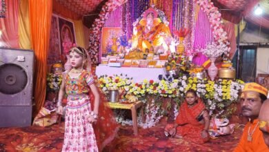 Photo of छप्पन भोग व आरती मे श्रद्धालुओं की भीड़ अनियंत्रित