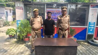 Photo of बिहार का मुन्नाभाई सॉल्वर शाहजहांपुर में PET परीक्षा देते हुए गिरफ्तार