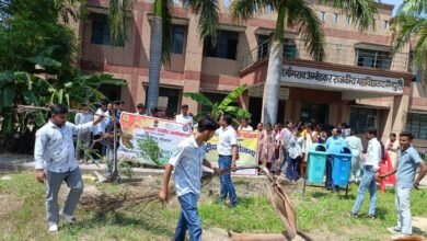 Photo of डॉ भीमराव आंबेडकर राजकीय महाविद्यालय में स्वच्छता पखवाड़ा कार्यक्रम के अंतर्गत स्वच्छता अभियान चलाया गया