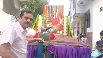 Photo of महर्षि वाल्मीकि ने समानता और धर्म के पथ पर चलने की दी प्रेरणा: विधायक डॉ. कृष्ण कुमार