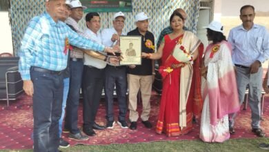 Photo of किशोर न्याय बोर्ड की सदस्य बनने पर उषा रुस्तगी को किया सम्मानित