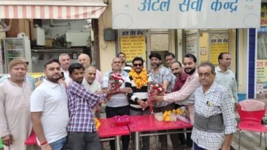 Photo of भाड़ावास गेट व्यापार संघ ने मनाया दीपावली मिलन समारोह, बुजुर्गों का किया सम्मान