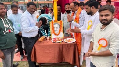 Photo of डाॅ. सुदामा प्रसाद विद्यास्थली में खेल प्रतियोगिता कार्यक्रम में पहुंचे मुख्य अतिथि सांसद अरूण सागर ने खिलाड़ियों का बढ़ाया हौसला