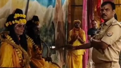 Photo of श्रीराम के पदचिन्हों और उनके द्वारा बताए आदर्शो पर चलकर ही मानव जीवन का कल्याण संभव है – आनंद नारायण त्रिपाठी