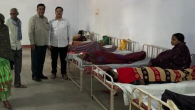 Photo of लायन्स क्लब लखीमपुर उपकार द्वारा निःशुल्क नेत्र शिविर का सफल आयोजन, 15 मरीजों की मोतियाबिन्द सर्जरी संपन्न