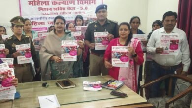Photo of महिला आयोग की सदस्या ने पीड़ित महिलाओं की वेदना और पीड़ा को निरीक्षण भवन में सुना