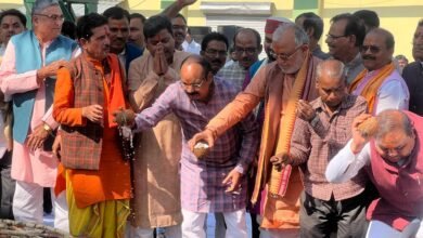 Photo of रोजा चीनी मिल में पेराई सत्र 2025-26 का यूपी वित्तमंत्री सुरेश खन्ना ने किया शुभारंभ