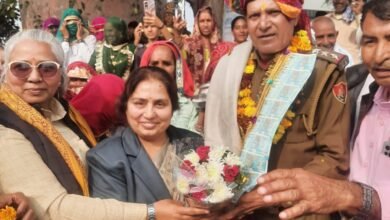 Photo of नववर्ष की पूर्व संध्या पर कारौली में राष्ट्रीय नवचेतना मंच का भव्य आयोजन, इंस्पेक्टर रोहतास सिंह का सम्मानपूर्वक विदाई समारोह