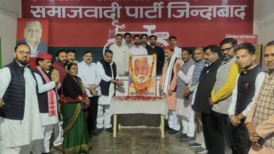 Photo of पार्टी कार्यालय पर सपा ने मनाई संत शिरोमणि गाडगे महाराज की जयंती,गोष्ठी कर उनके विचारों पर की चर्चा।