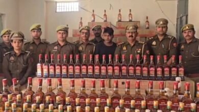 Photo of होली से पहले मैनपुरी पुलिस का बड़ा धमाका: 58 लाख की अवैध शराब के साथ अंतरराज्यीय तस्कर गिरफ्तार, ट्रक से बिहार जा रही थी खेप