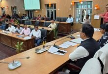 Photo of प्र. चिकित्साधिकारी, बाल विकास परियोजना अधिकारी चिन्हित सैम बच्चों को पोषण पुनर्वास केन्द्र में करायें भर्ती, चिन्हांकन में मानकों का रखा जाये पूरा ध्यान-जिलाधिकारी।