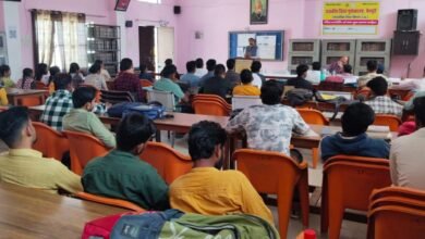 Photo of मैनपुरी: छात्र-छात्राओं को सिखाए तनाव मुक्ति के गुर, आशा बहुओं का हुआ क्षमता संवर्धन