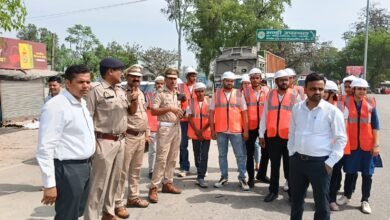 Photo of माय भारत सड़क सुरक्षा मित्रों को अनुभवात्मक शिक्षण कार्यक्रम अंतर्गत कराया गया ब्लैक स्पॉट भ्रमण व दी गई सड़क सुरक्षा संबंधी किट