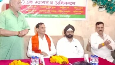 Photo of व्यापार मंडल प्रदेश अध्यक्ष मुकुंद मिश्रा का शाहजहांपुर आगमन पर हुआ जोरदार स्वागत