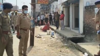 Photo of मैनपुरी: करहल चौराहा मार्ग पर नाले में मिला अज्ञात युवक का शव, क्षेत्र में सनसनी