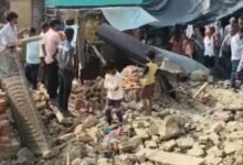 Photo of मैनपुरी: कच्ची दीवार और टीनशेड गिरने से एक ही परिवार के तीन लोगों की मौत, तीन घायल